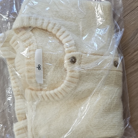 Wool Cashmere New Class Cropped Cardigan - Picture 4 of 4